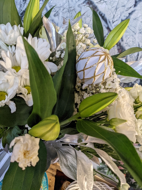 Christmas Floral Box